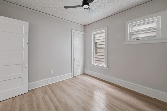 Building Photo - 3166 N 16th St