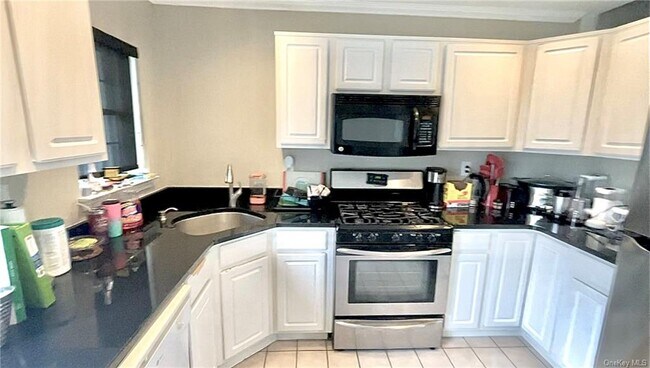 Building Photo - 54 Crystal Hill Dr