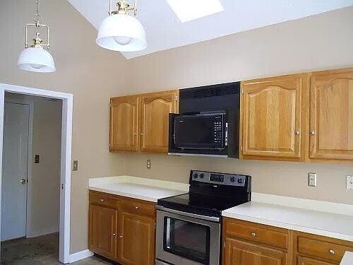 Building Photo - 4200 Heathmoor Ct