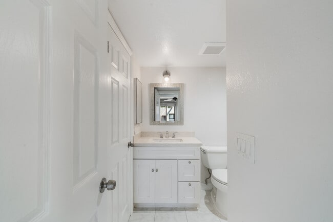 Building Photo - 20702 El Toro Rd