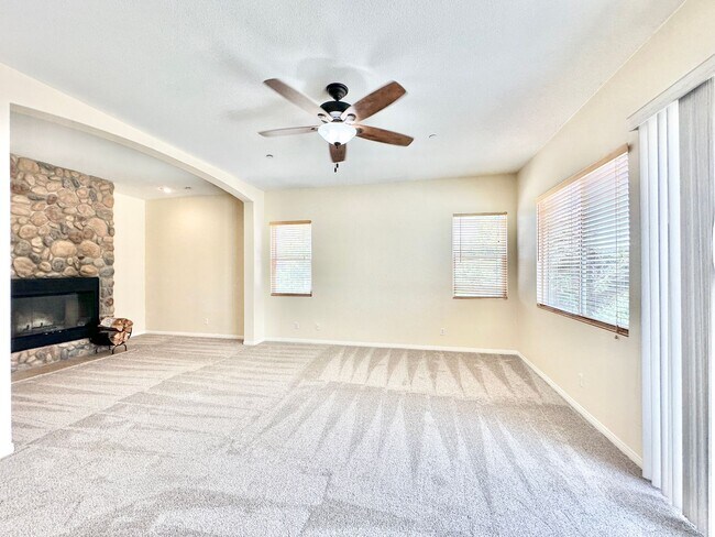 Building Photo - 31340 Aussie Ln