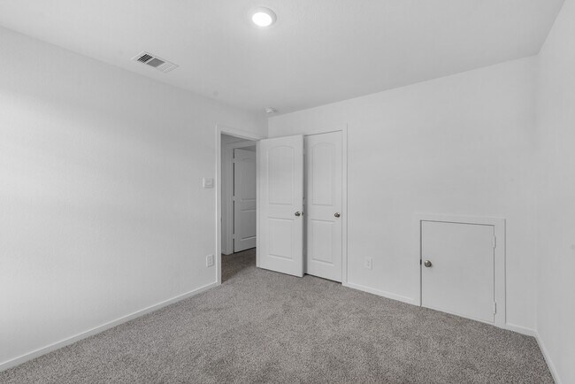 Building Photo - 21915 Terre Riviera Dr