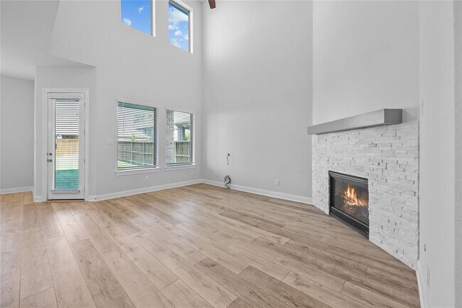 Building Photo - 4325 Victoria Pine Dr