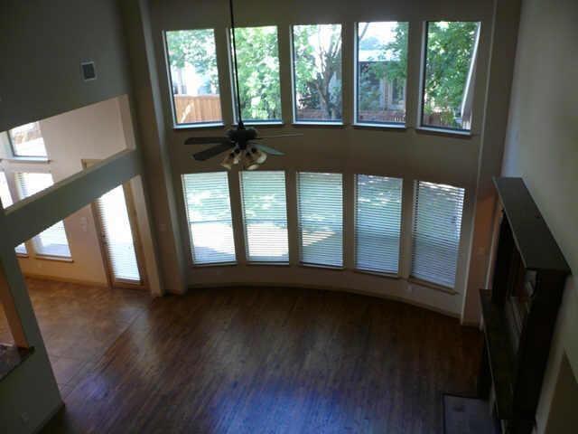 Building Photo - 910 Redbird Ln