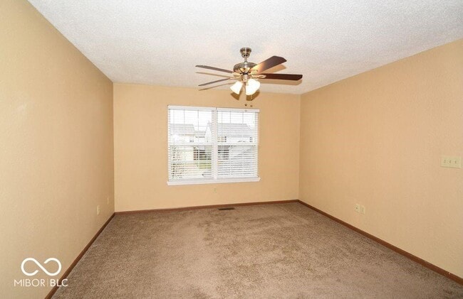 Building Photo - 10325 Liverpool Way