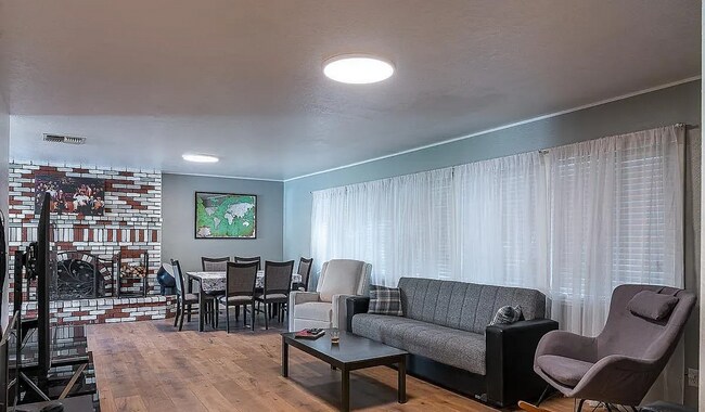 Building Photo - Available Now - Beautiful Ranch-Style Home with Pool