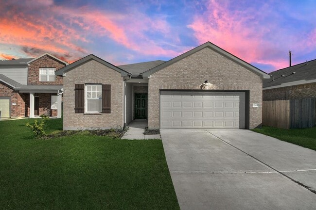 Building Photo - 7807 Royalwood Dr