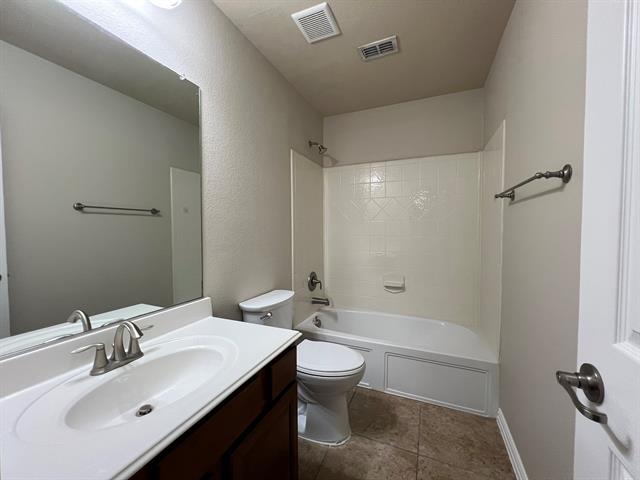 Building Photo - 5753 Fountain Flat Dr