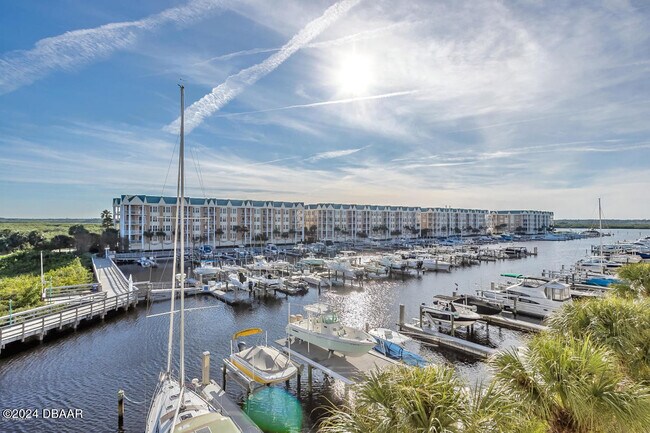 Building Photo - 4626 Harbour Village Blvd