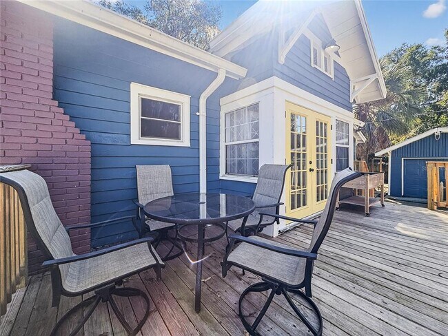 Building Photo - 1016 E Washington Ave