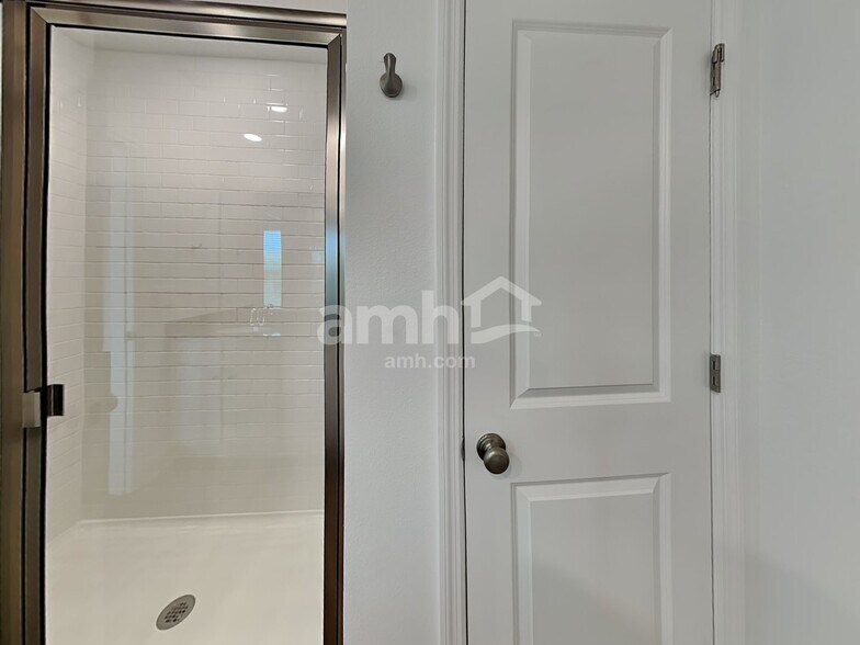 Building Photo - 5423 Boulder Crk Cv