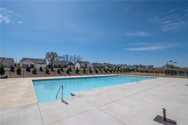 Building Photo - 729 Glenside Dr