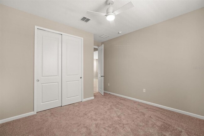 Building Photo - 17055 Haggerty Hollow Dr