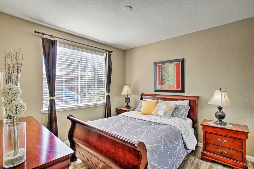 Building Photo - 7009 E Acoma Dr