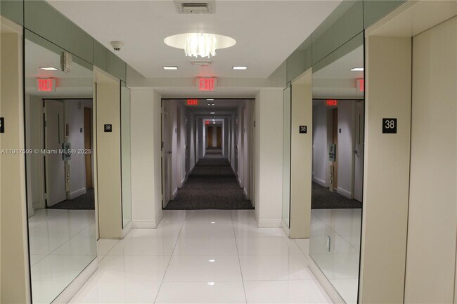 Building Photo - 350 S Miami Ave