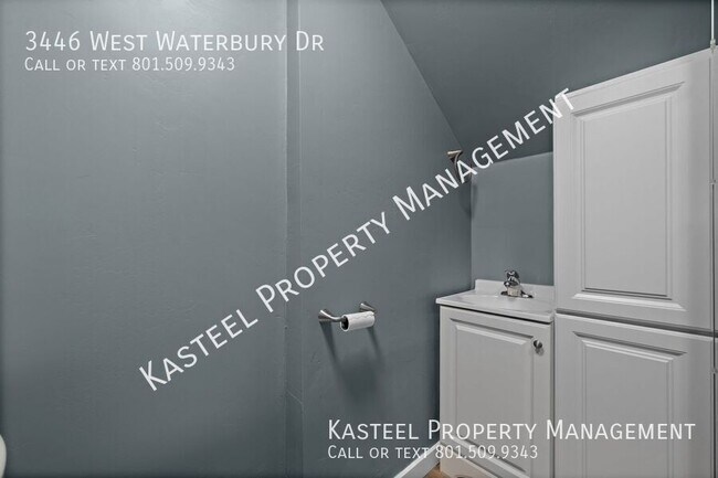 Building Photo - 3446 W Waterbury Dr