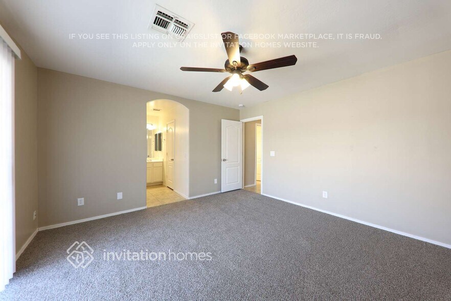 Building Photo - 8934 W Encanto Blvd
