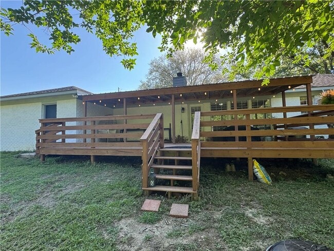 Building Photo - 3267 Zephyr Dr