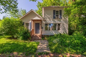 Building Photo - Detached Two Stall Garage!