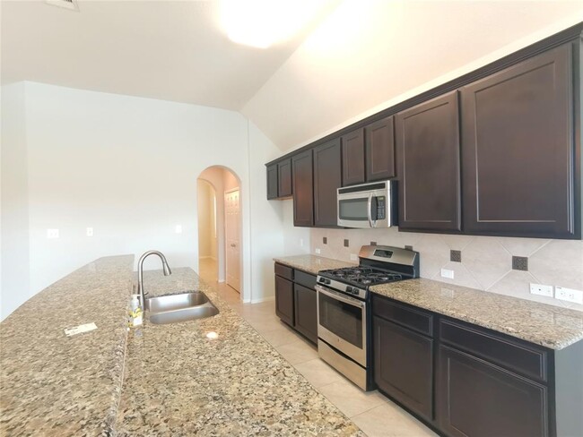 Building Photo - 3931 Medici Ct