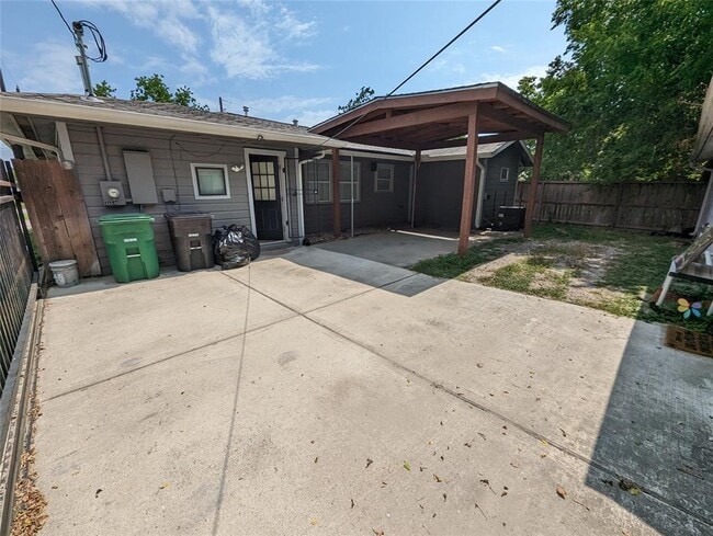 Building Photo - 4604 Gunter St