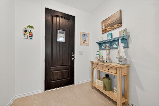 Building Photo - 8047 Prospect Dr