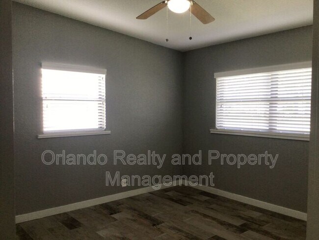Building Photo - 520 Sunrise Dr