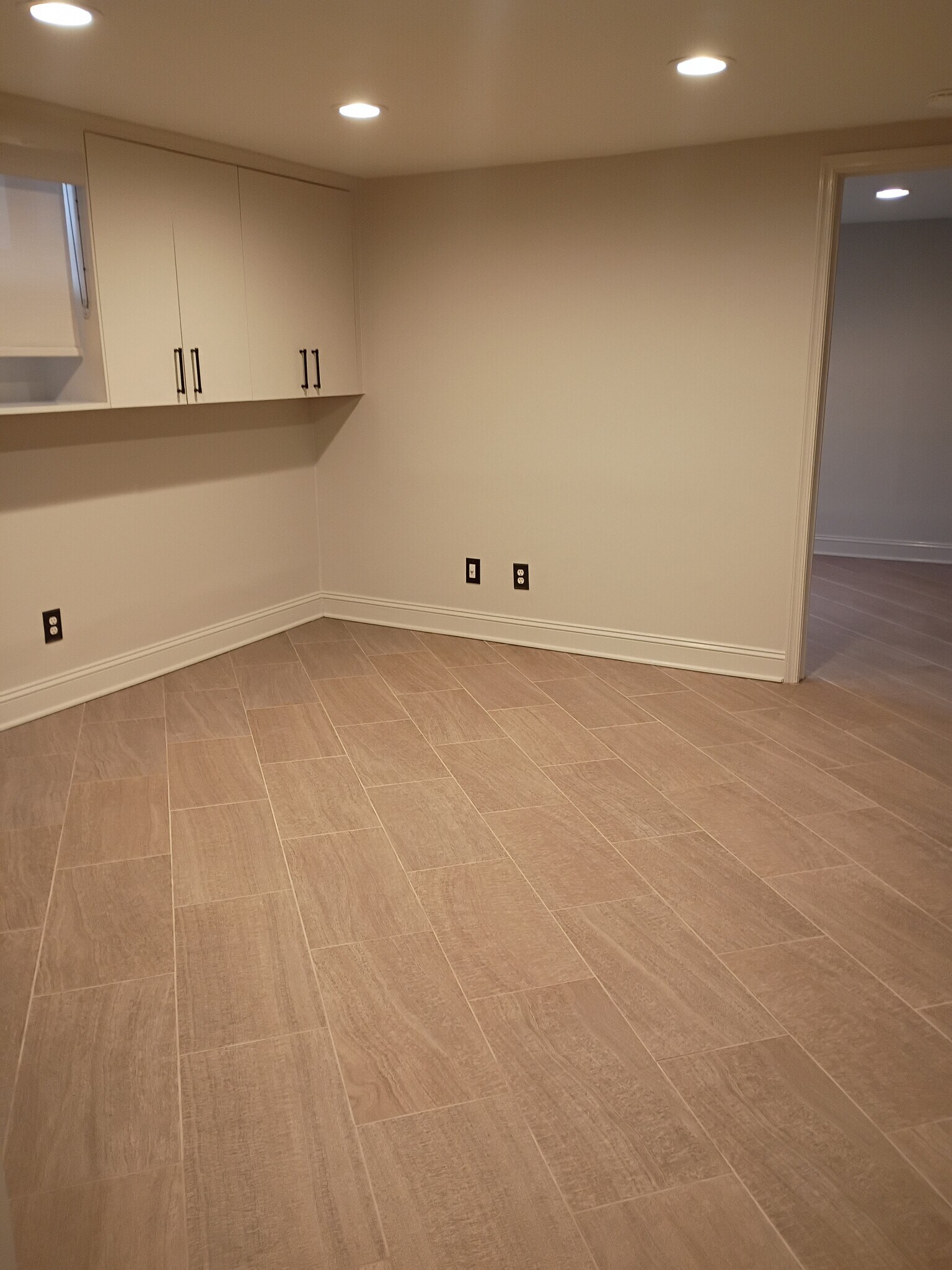 Building Photo - 9 Harris Pl