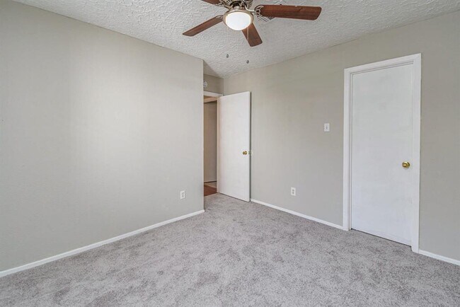 Building Photo - 21510 Slippery Creek Ln