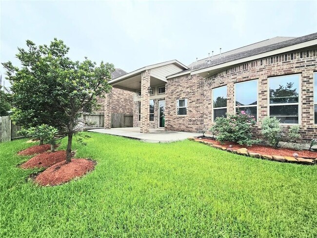 Building Photo - 21914 Avalon Queen Dr