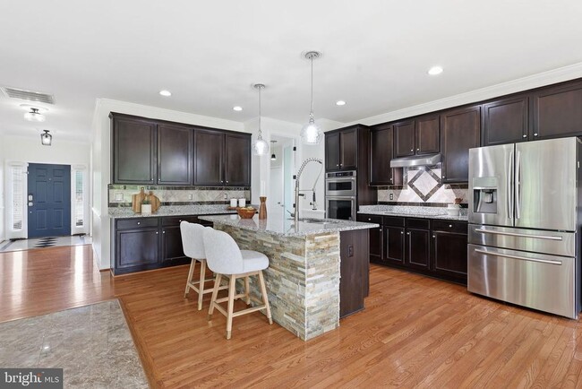Building Photo - 320 Timber Mill Ln