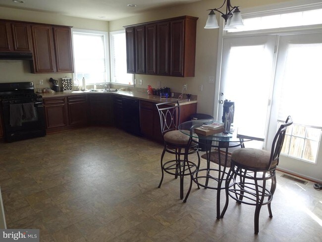 Building Photo - 13204 Beaver Terrace