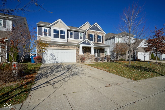 Building Photo - 5764 Bluff View Ln