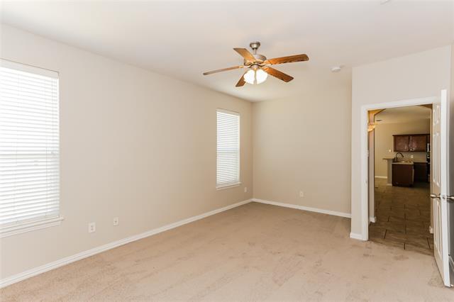 Building Photo - 284 Edison Ln