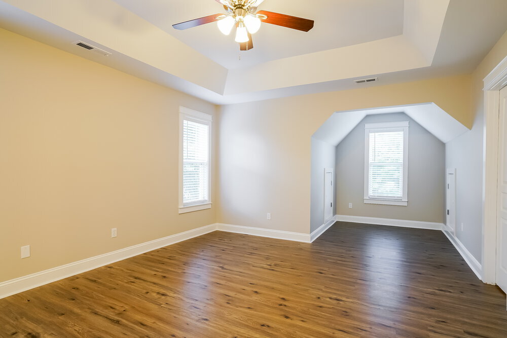 Building Photo - 200 Collinsworth Dr