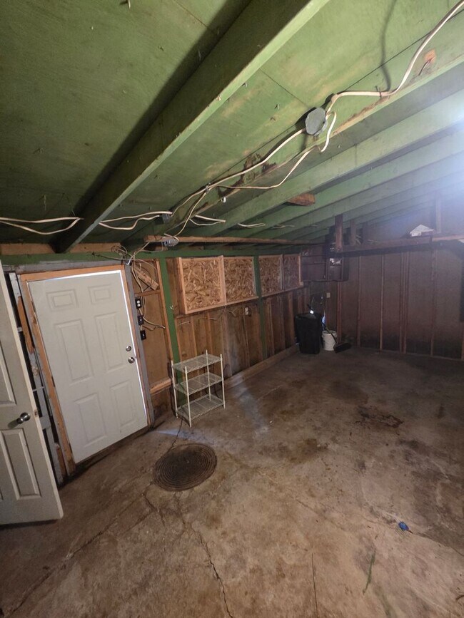 Building Photo - 252 Bayview Blvd