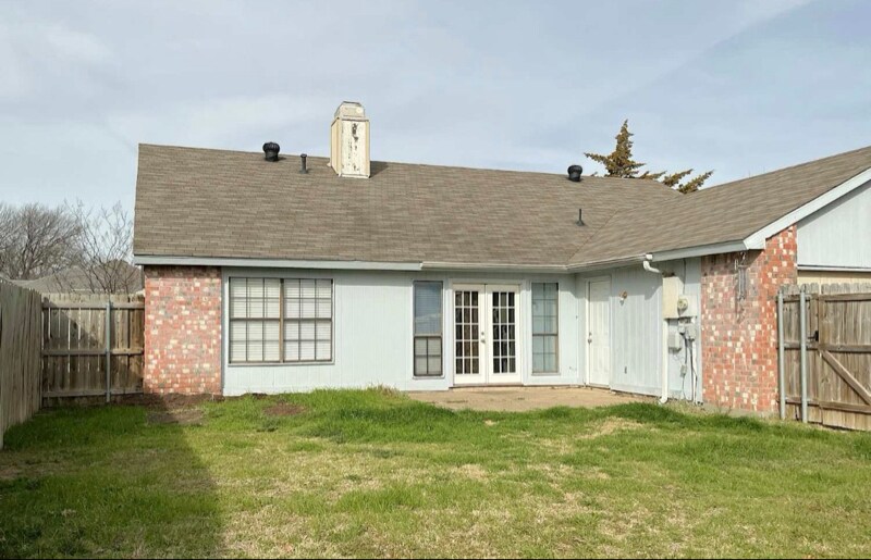 Building Photo - 3707 Seville Ln