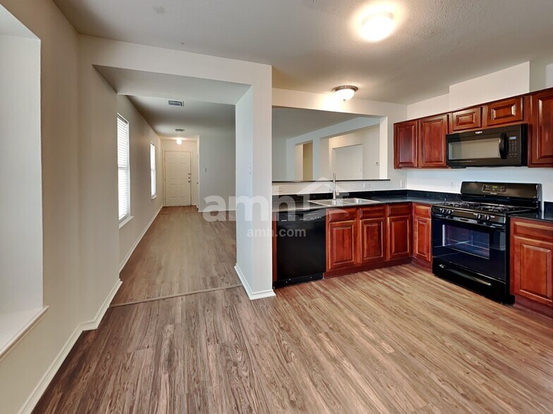 Building Photo - 9510 Narnia Springs Ct