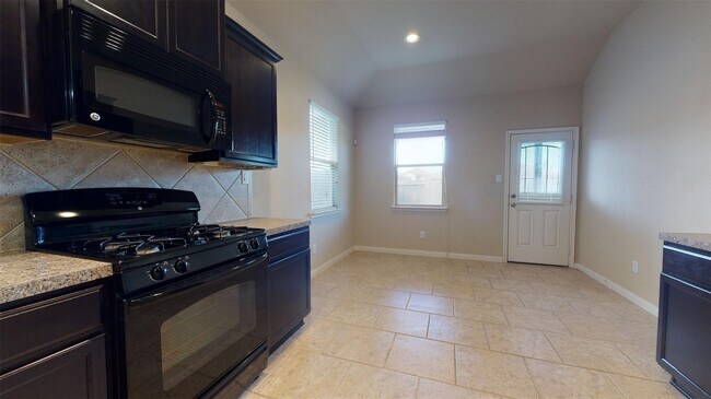 Building Photo - 14010 Cypress Meadows Dr