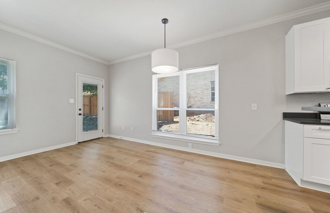 Building Photo - 521 Clearfield Dr