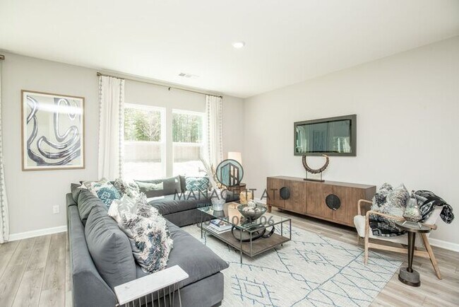 Building Photo - 4 bed 2.5 bath House in Hoschton. Mill Cre...