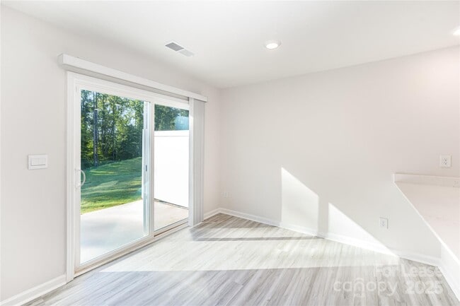 Building Photo - 5110 Hyrule Dr