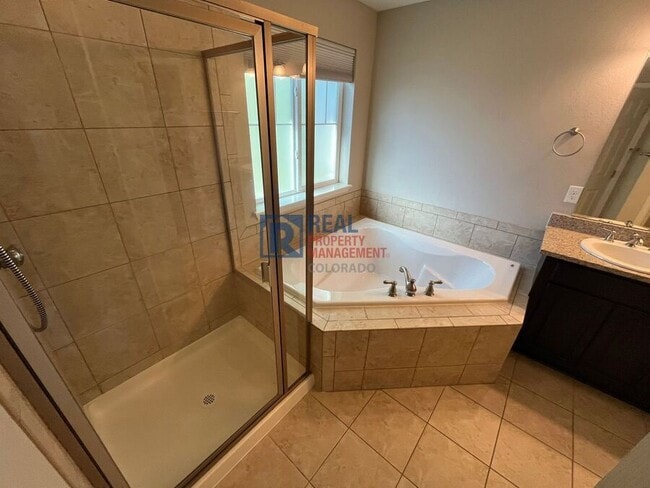 Building Photo - 572 Gallegos Cir