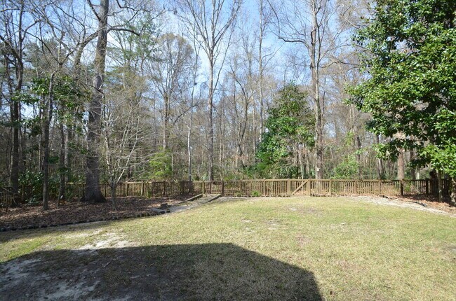 Building Photo - 1811 Luna Ct