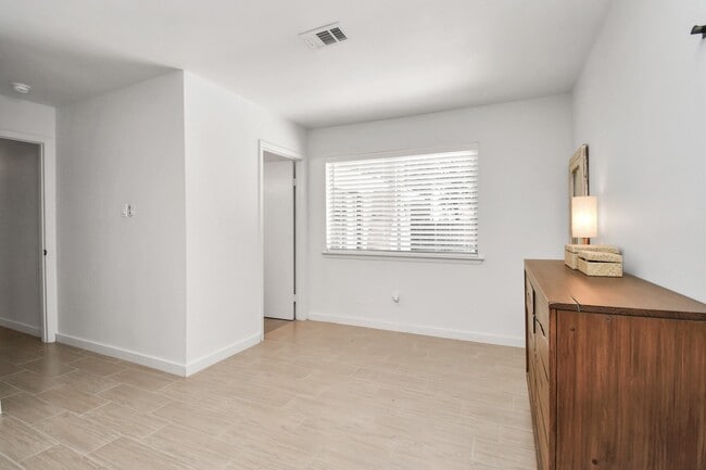 Building Photo - 59 S Waxberry Rd