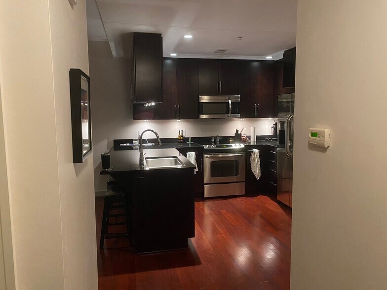 Building Photo - 120 S 31st Ave