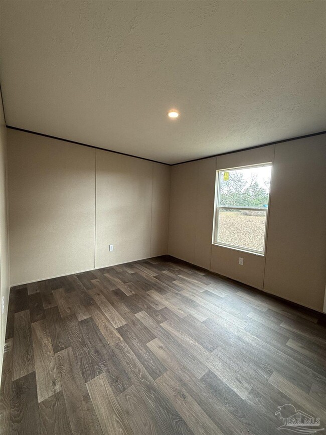 Building Photo - 4454 Custer Ln