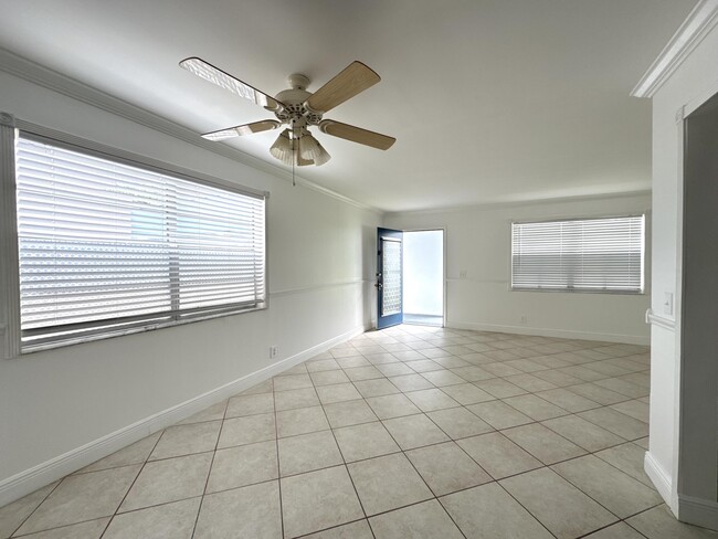 Building Photo - 80 Normandy Ln