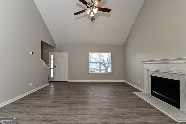 Building Photo - 1205 Redbud Ct