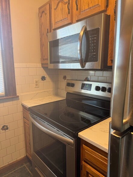 Building Photo - 29 Willard St